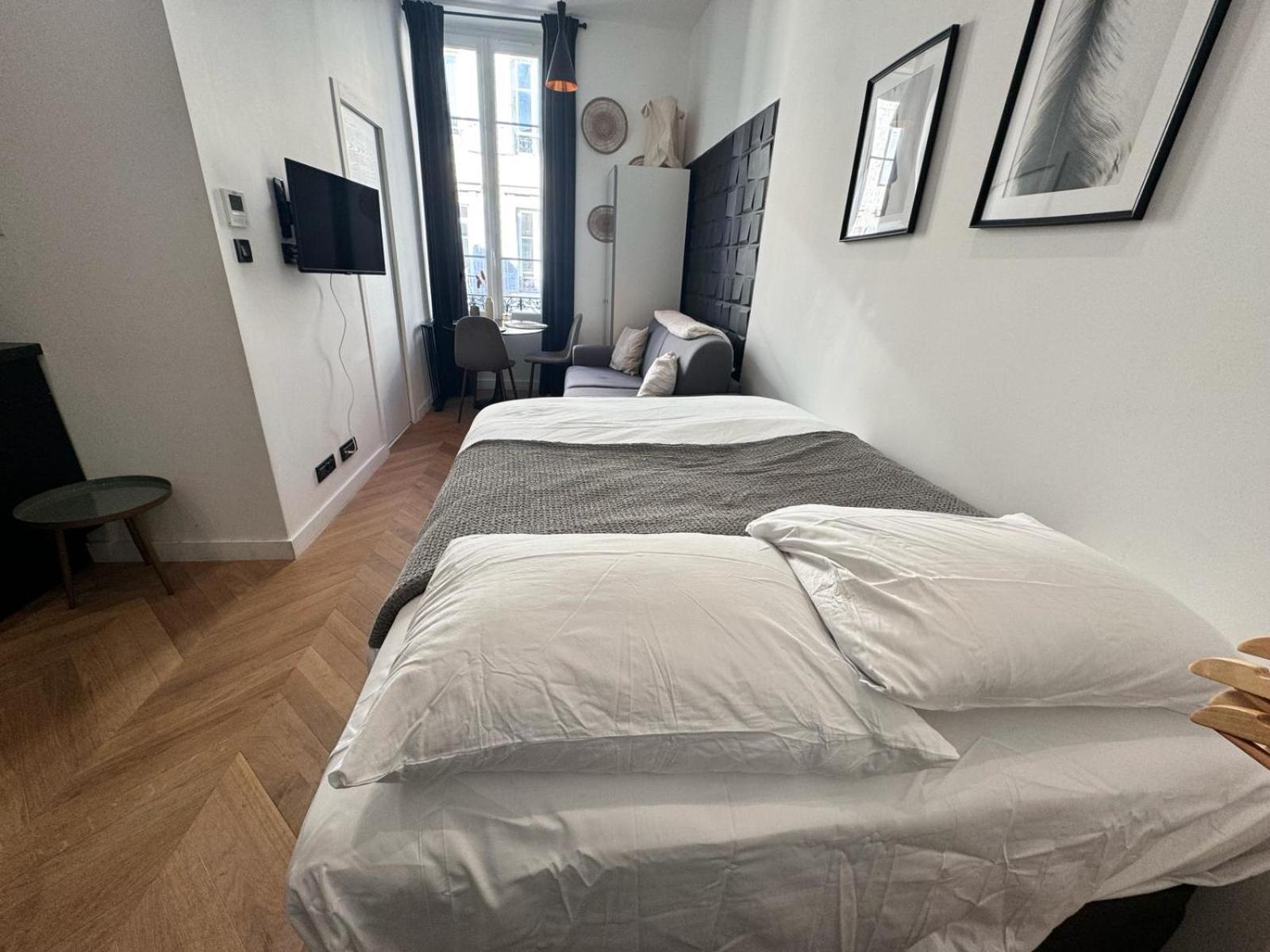 Chic Cozy In The Heart Of The Appartamento Nizza